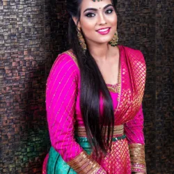 Actress Pavithra Janani looks fabulous in this beautiful outfit