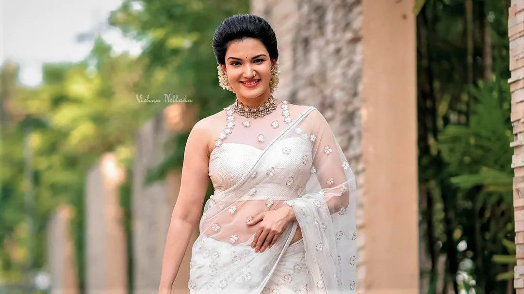 Honey Rose | Biography | Wiki | Age | Birthday | News | 2024