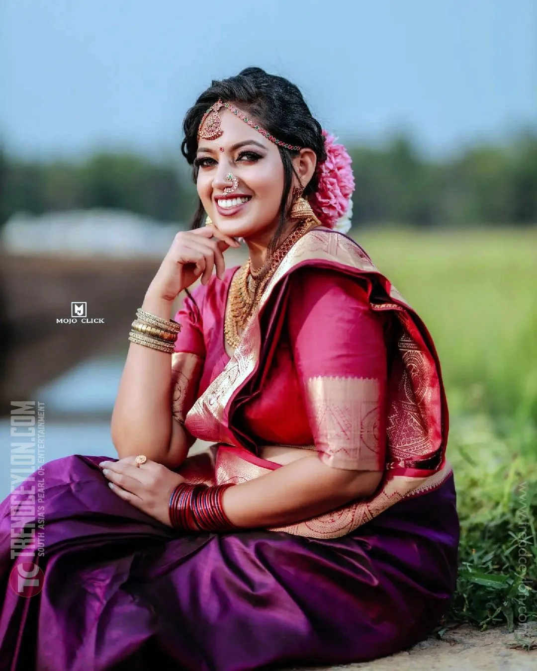 Malayalam actress Akshatha Varun looks hot in Silk Saree