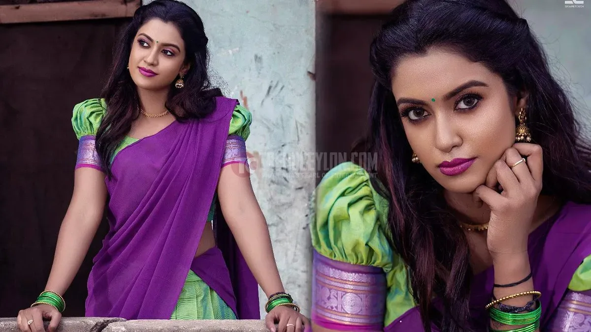Bharathi Kannamma Fame Roshni Haripriyan Looks Beautiful In Half Saree