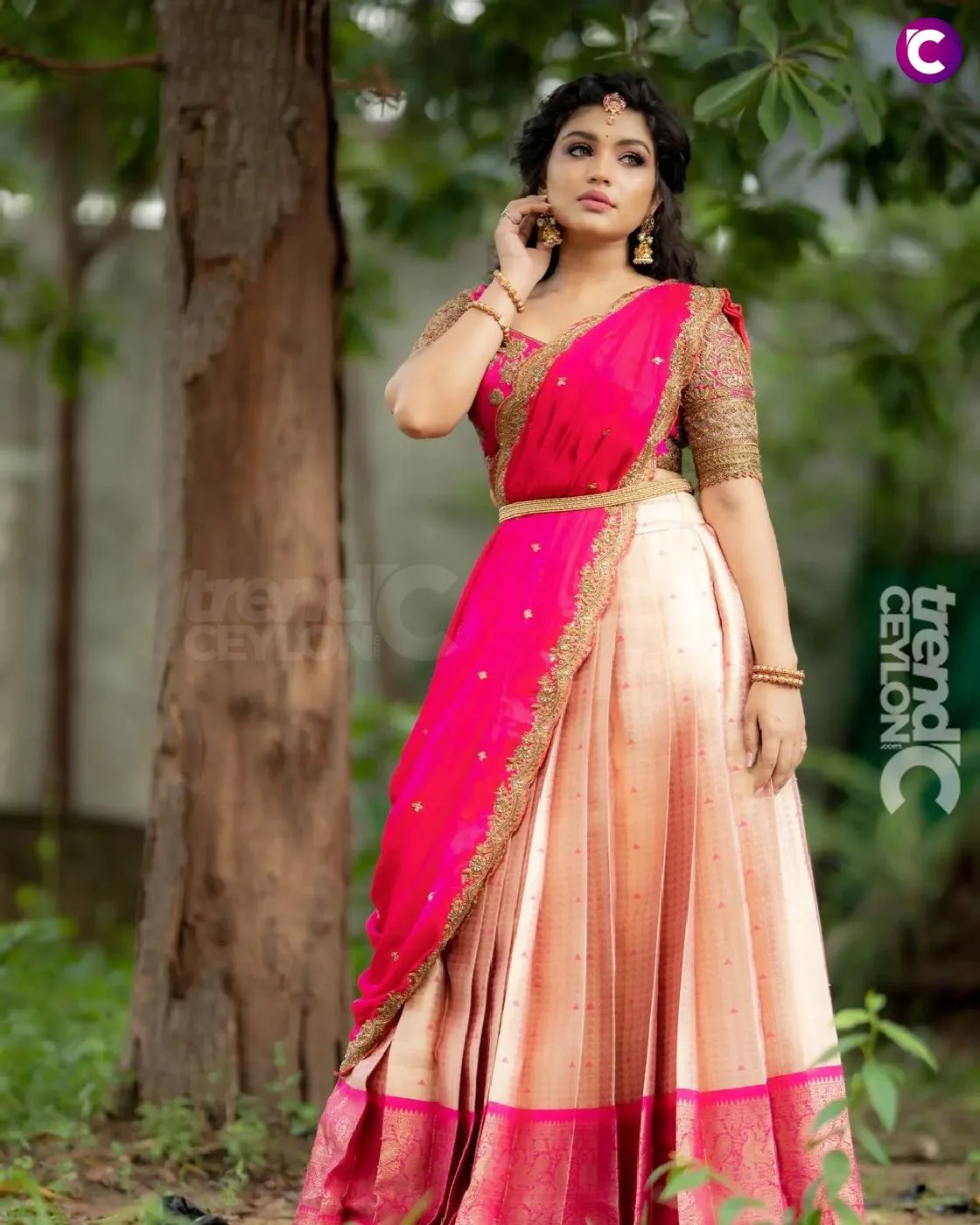 Stunning Photos of Actress Shabana Shajahan Aryan in Pink Lehenga